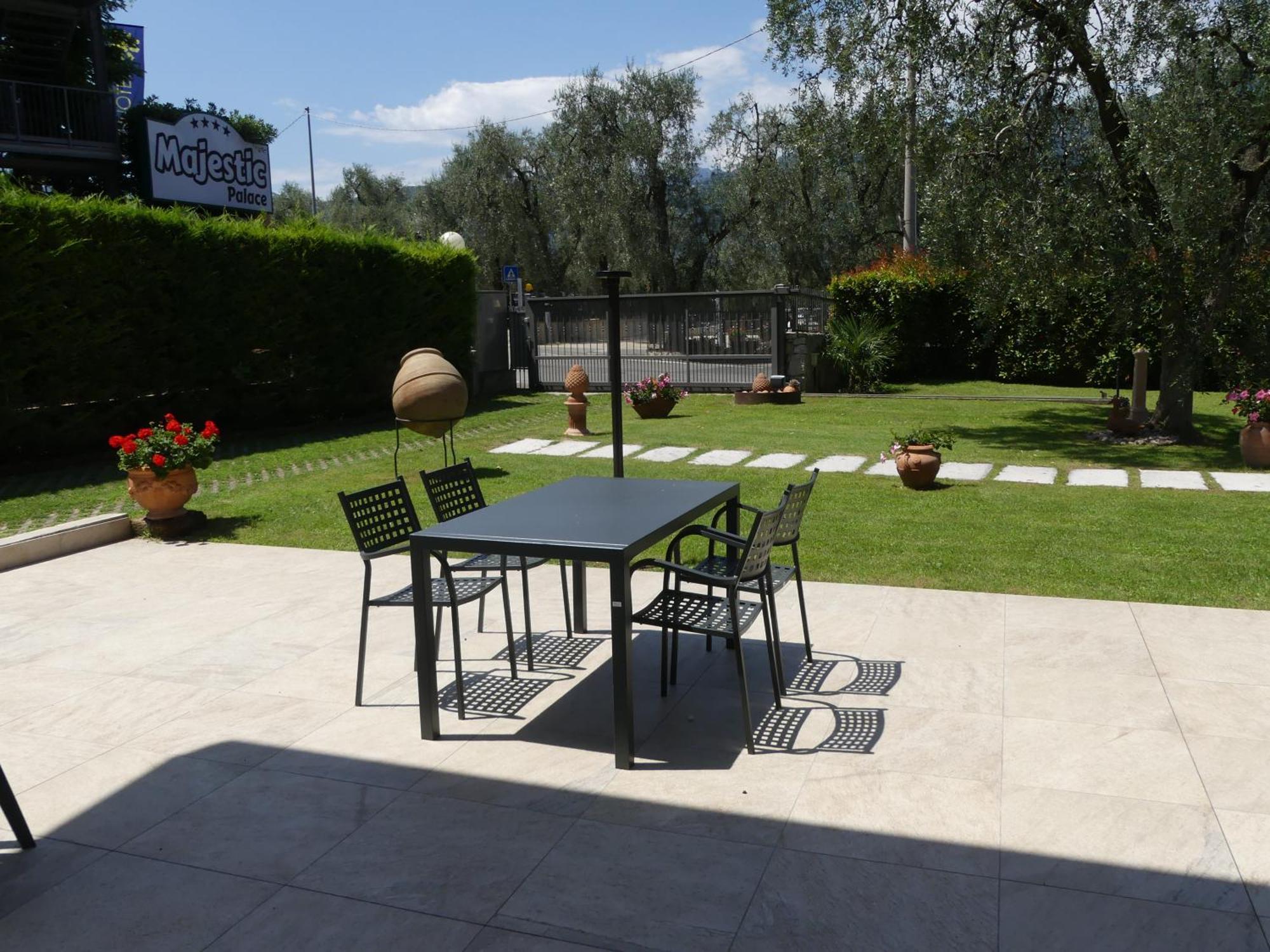 Casa Marisa Lägenhet Malcesine Exteriör bild