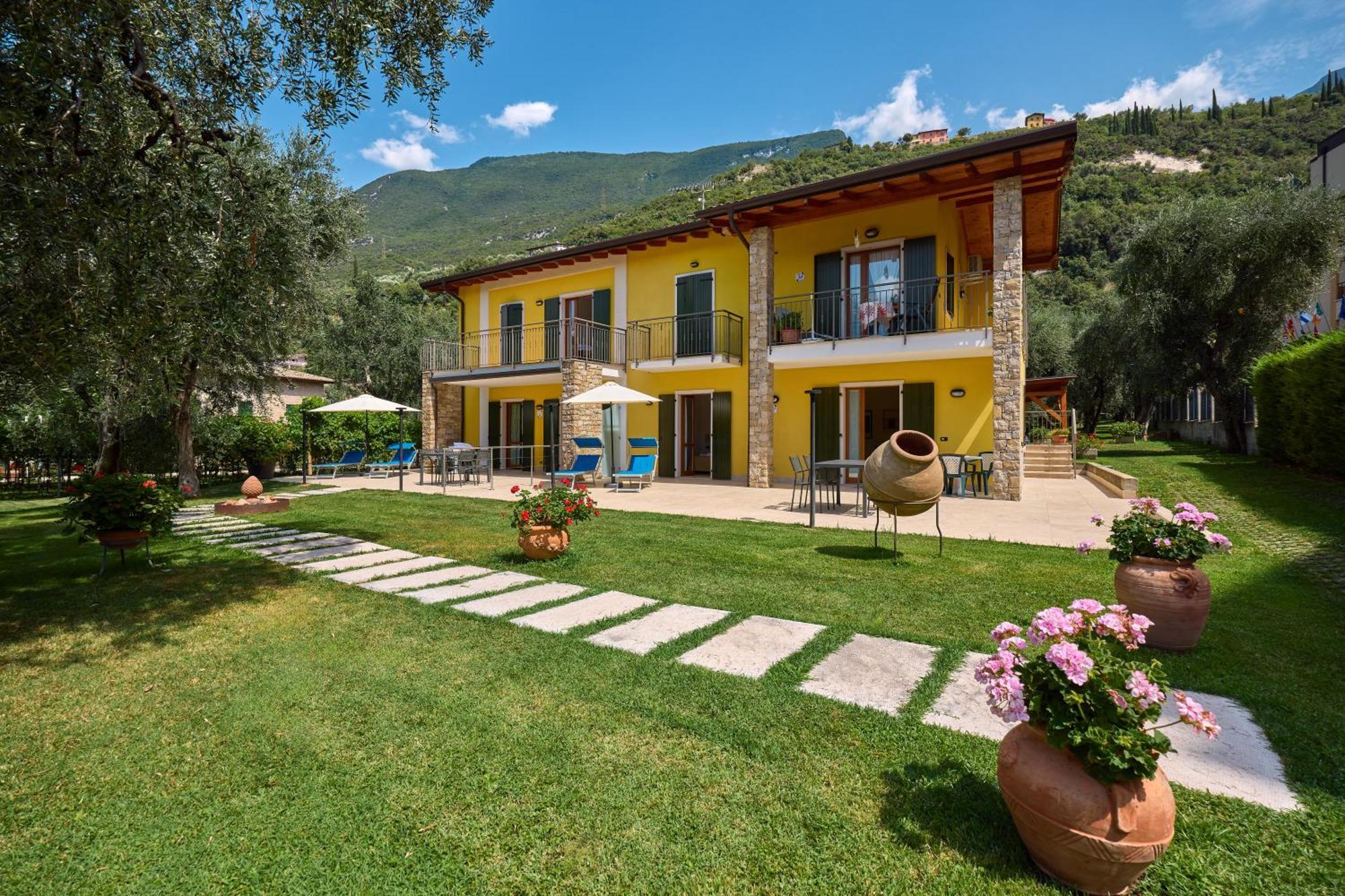 Casa Marisa Lägenhet Malcesine Exteriör bild